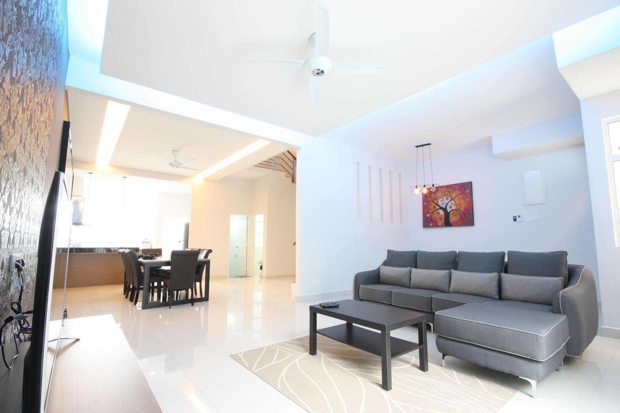 Shamrock Beach Villas 9 Seaview George Town Exterior foto